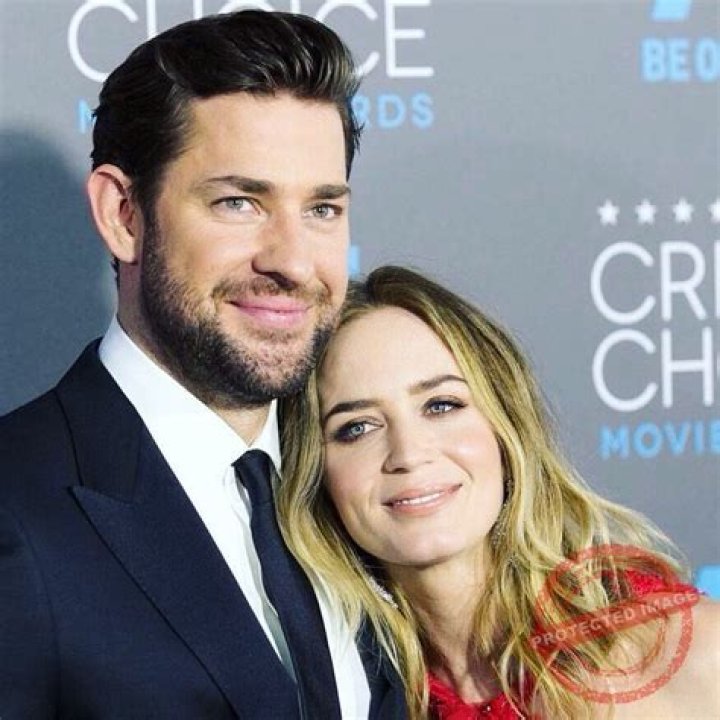 Parker Abbott Boyfriend, Age, Height, Net Worth
